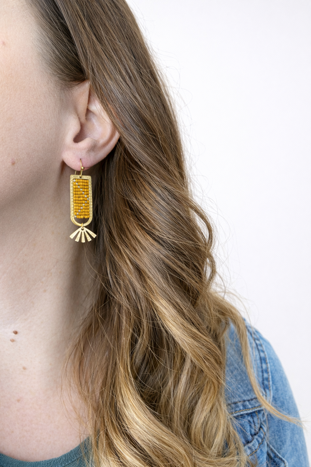 Modèle Élya – Boucles d’oreilles Bohème en Perles
