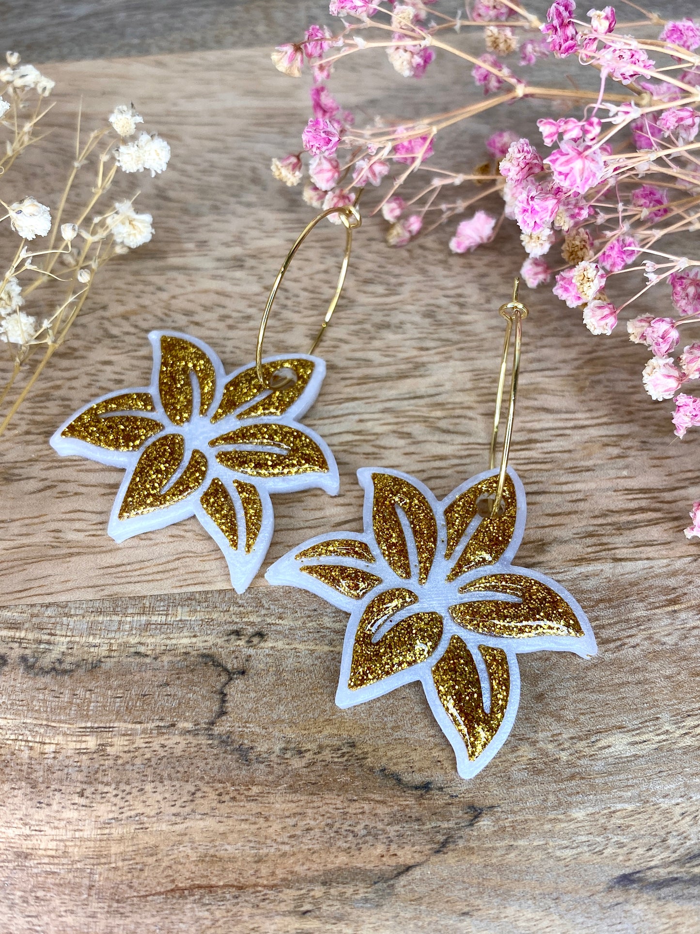 Modèle Soléa – Boucles d’oreilles Fleur Bohème