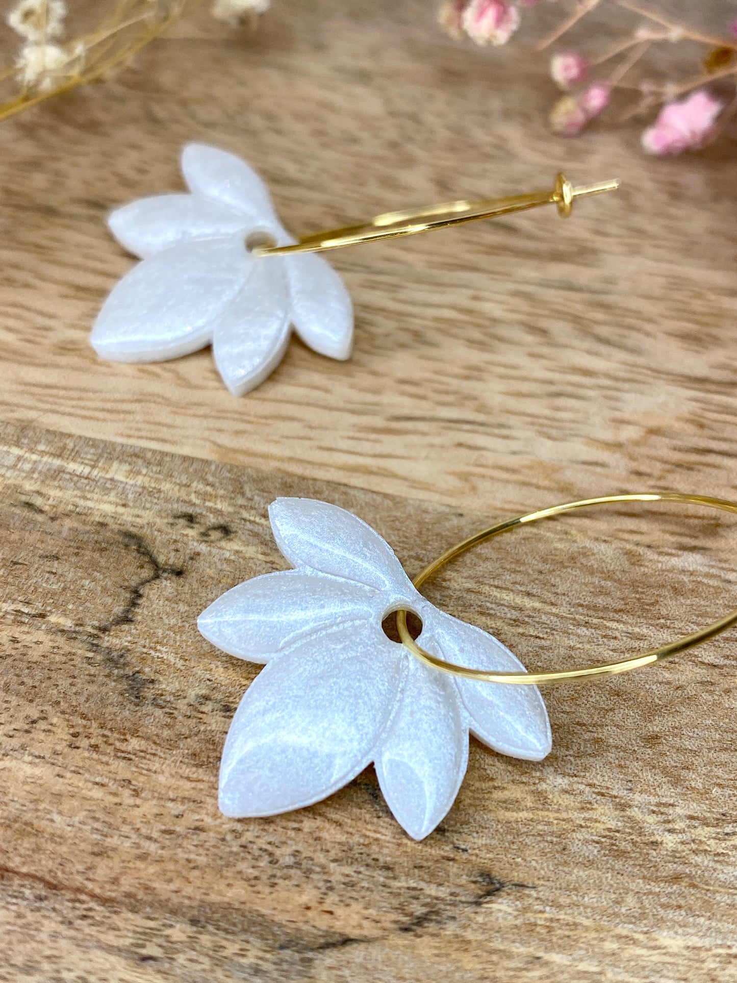 Modèle Esmés- Boucles d'oreilles feuille