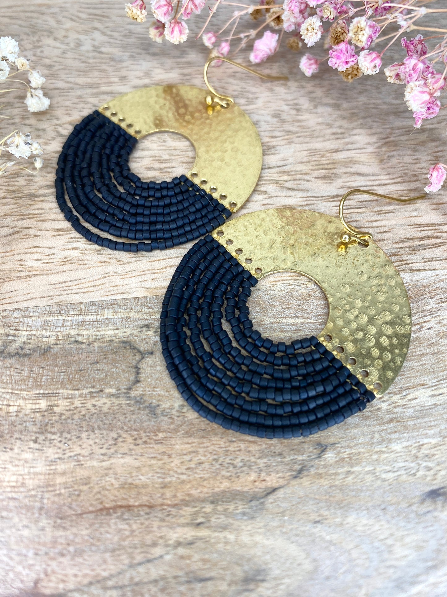Modèle Jade – Boucles d’oreilles Soleil Doré